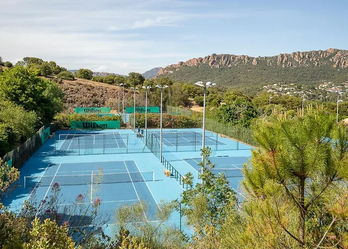 Apartamento Le Village - C6013 By Interhome Saint-Raphaël